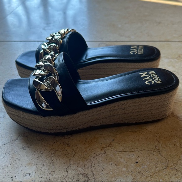 NWOT Madden NYC Chain Platform Espadrille Black/Gold - Picture 6 of 7